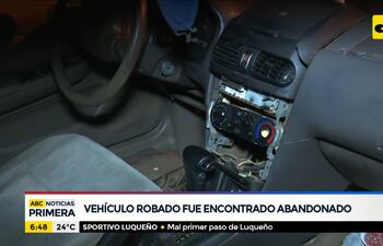 Vehículo robado fue encontrado abandonado