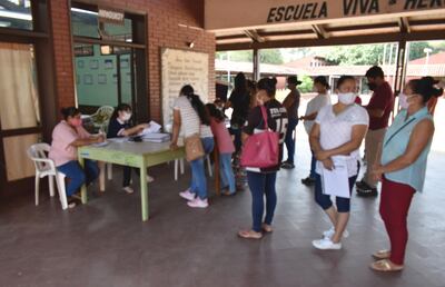 Inscripción de alumnos en la Escuela Básica Nº 1315 “Agustín Pío Barrios”.