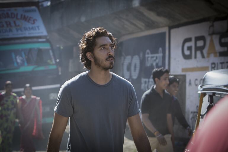 Un camino a casa película Dev Patel