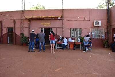 Escasa participación en la Escuela Básica Cerro Corá de Pedro Juan Caballero.