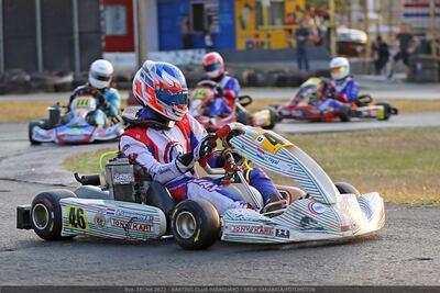 Llega la esperada maratón de karting, que una vez más aglutinará a todos los mejores de la temporada, y a quienes se sumará un piloto invitado para brindar un gran show al público que decida asistir al kartódromo el 26 de noviembre próximo.