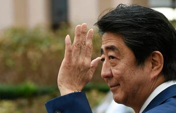 La policía japonesa continúa este sábado tratando de esclarecer las motivaciones del sospechoso detenido en la víspera por el asesinato del exmandatario nipón Shinzo Abe