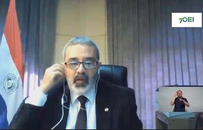 El viceministro de Culto, Fernando Griffith, durante el seminario online.