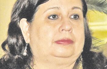 La senadora Esperanza Martínez (FG) indicó que es importante que los Estados gestionen las vacunas para que sean más accesibles.