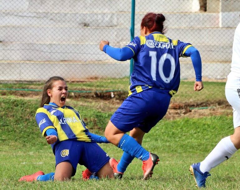 Ramona Martínez marcó el primer gol del Deportivo Capiatá en el empate de 2-2.