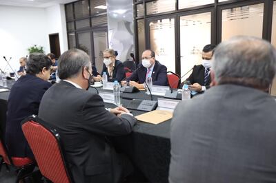 Miembros del Grupo de Análisis y Seguimiento (GAS) se reunieron ayer en Itaipú.