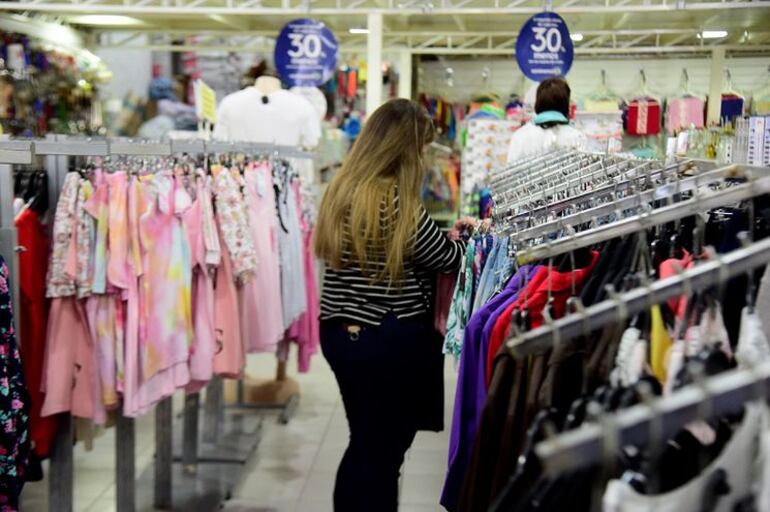 Confeccionistas y calzadistas locales serán proveedores de multitiendas de retail.