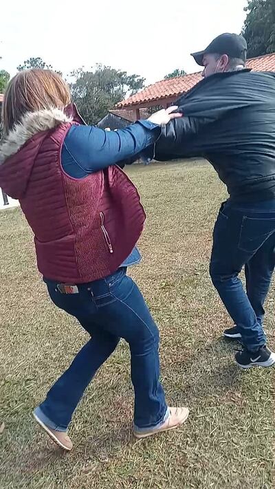 La Directora Teresa Medina Yegros involucrada en la gresca con el precandidato a concejal Sergio Bobadilla