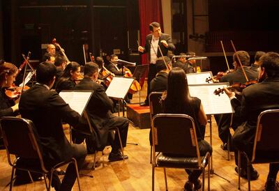 La Orquesta de Cámara Municipal de Asunción culminará esta noche su temporada 2019 bajo la batuta de Miguel Ángel Echeverría.