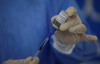 El último fin de semana se logró la inmunización de 49.248 personas en los 20 vacunatorios masivos habilitados por Salud Pública.