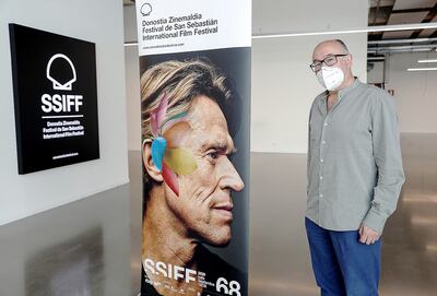 Junto al afiche del festival, con el rostro del actor Willem Dafoe; José Luis Rebordinos habló de la programación de San Sebastián.