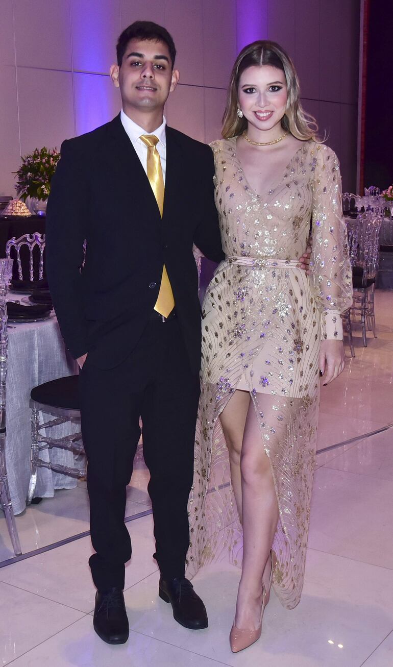 Oscar Antúnez y Andrea Cabañas.