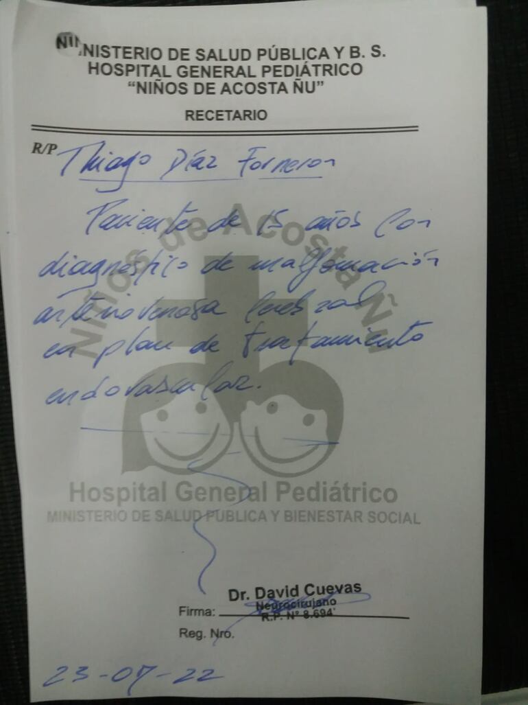 receta firmada por medico del Hospital de Acosta Ñu
