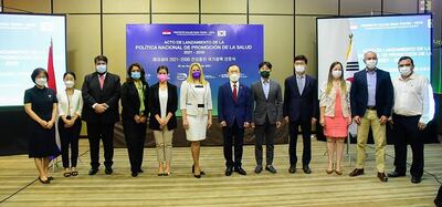 Representantes de Salud y de la República de Corea que conformaron el comité técnico elaborador de la Política Nacional.