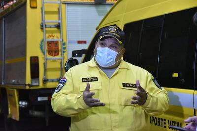Capitán Plinio Suárez,  comandante de la 7a. Compañía de Bomberos de San Lorenzo.