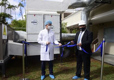 Marcos Margraf y Luis Villamayor inauguraron la Unidad de tratamiento de aire.