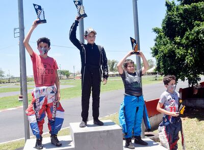 Podio de la Micro Max con Alberto Antebi (h), Alberto Benítez y Giovanni Venzano.