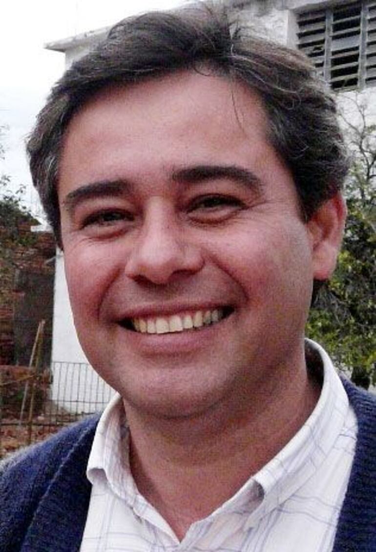 Raúl Isaac Mendoza Ramos, intendente de San Antonio.