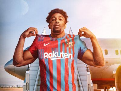 Barcelona presentó el regreso de Adama Traoré, quien últimamente jugó en la Premier League de Inglaterra.