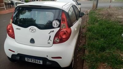 El vehículo fue abandonado en el barrio Juan E. O’Leary de Ciudad del Este.