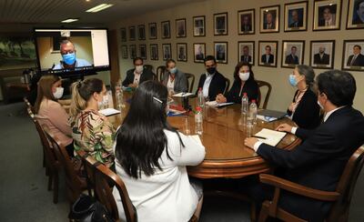 Reunión de representantes del Banco Mundial con autoridades del MAG, sobre el proyecto PIMA.