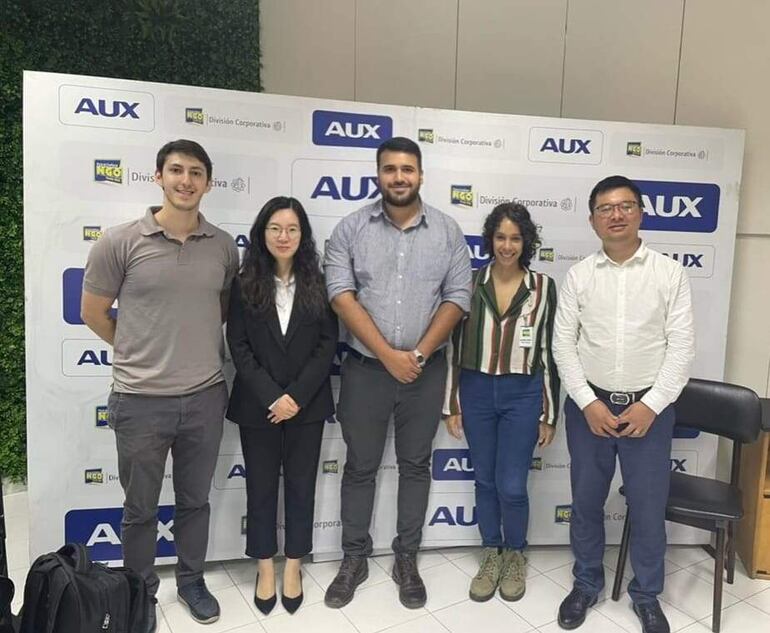 Expertos extranjeros tuvieron a su cargo la capacitación ofrecida a los colaboradores de NGO.