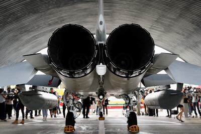 La presidencia de Taiwán visita un centro de entrenamiento y de defensa en Penghu, en la isla democrática. (EFE)