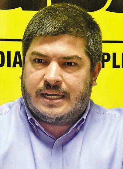 Ezequiel Santagada, abogado.