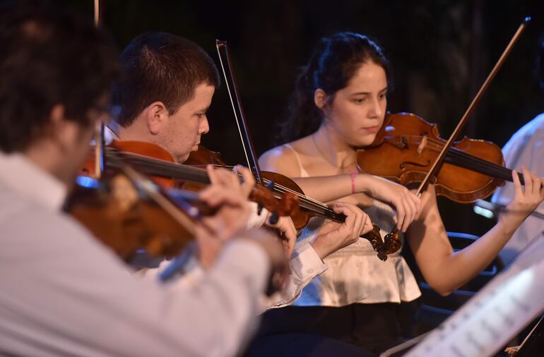 Jóvenes talentos imprimieron su esencia a estas obras que se elevaron entre los árboles.