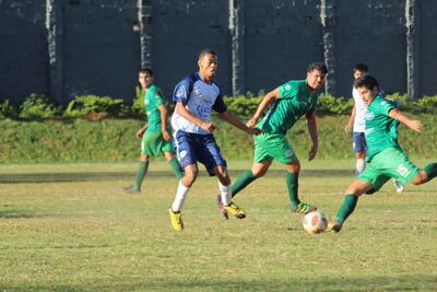 Silvio Pettirossi y Oriental igualaron a dos goles