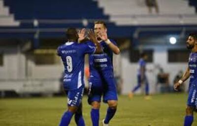 Sol recibe a Guaraní en Villa Elisa.