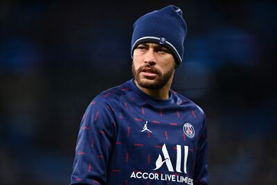 Neymar se mostró dubitativo sobre terminar su carrera en Brasil.