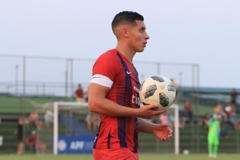 Ignacio Panaigua es uno de los laterales de Cerro Porteño.