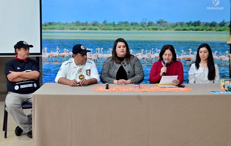 Conferencia de prensa esta mañana en Turista Róga.