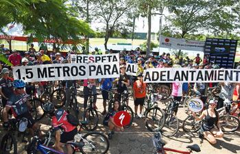 La actividad reúne anualmente a miles de ciclistas que piden respeto a los automovilistas.