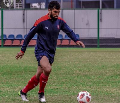 Alberto Espínola Giménez (29 años) es la opción de lateral y central que dispone “Chiqui” Arce para el juego frente a Libertad.