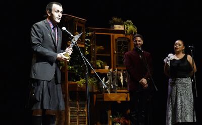 El año pasado se realizó la primera edición en el Teatro Municipal. En la foto, Alfredo Chaves recibiendo un premio.