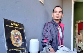 En procedimiento fiscal y de agentes de la Senad detienen a presunto microtraficante(Gentileza Senad)