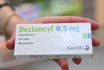 Una caja de Dectancyl, manufacturada por Sanofi con dexametasona.