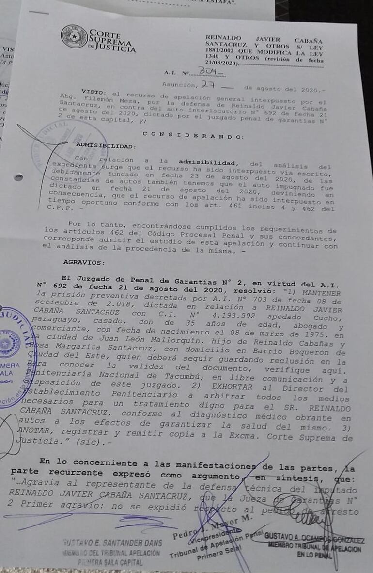 Cucho seguirá en prisión