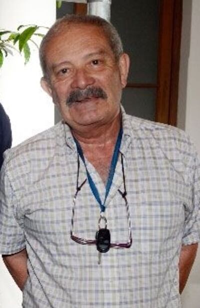 El escritor Augusto Casola falleció hoy a los 76 años, luego de una grave enfermedad.