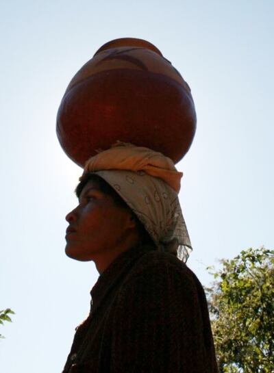 El trabajo de las artesanas del barro se destaca en “Kambuchi”.