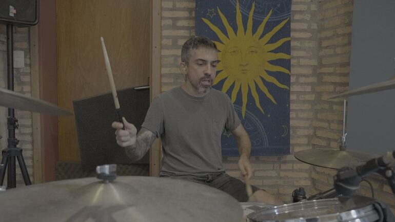 El baterista Guille Gayo, presente desde la concepción del proyecto.