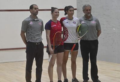 Luján Palacios (remera blanca) perdió en semifinales, pero subió al podio con bronce.