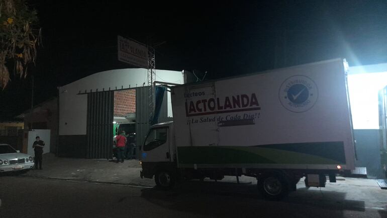 Es la segunda vez que desconocidos visitan este negocio. La primera vez se llevaron G.90 millones