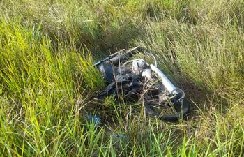 Así quedó la motocicleta tras el choque.