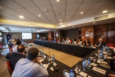 Club de Ejecutivos del Paraguay reunidos con autoridades estatales (Archivo.)