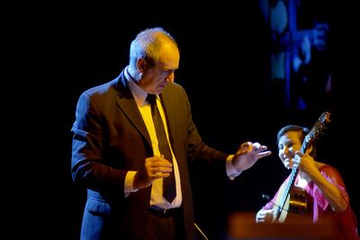 Popi Spatocco junto a Berta Rojas, durante un concierto celebrado en Asunción.