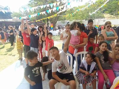 Niños disfrutaron de una jornada llena de regalos y juegos.