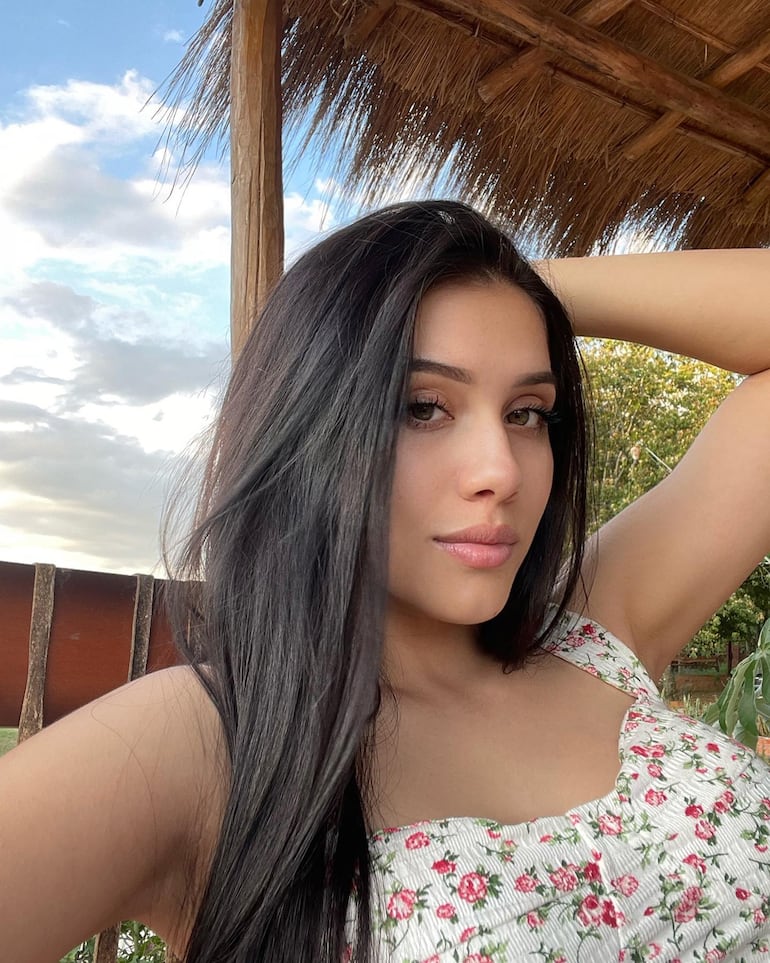 Yanina Isabel Villalba Ortiz buscará traer a nuestro país la corona de Reina Internacional del Café 2023. (Instagram/Yanina Villalba)